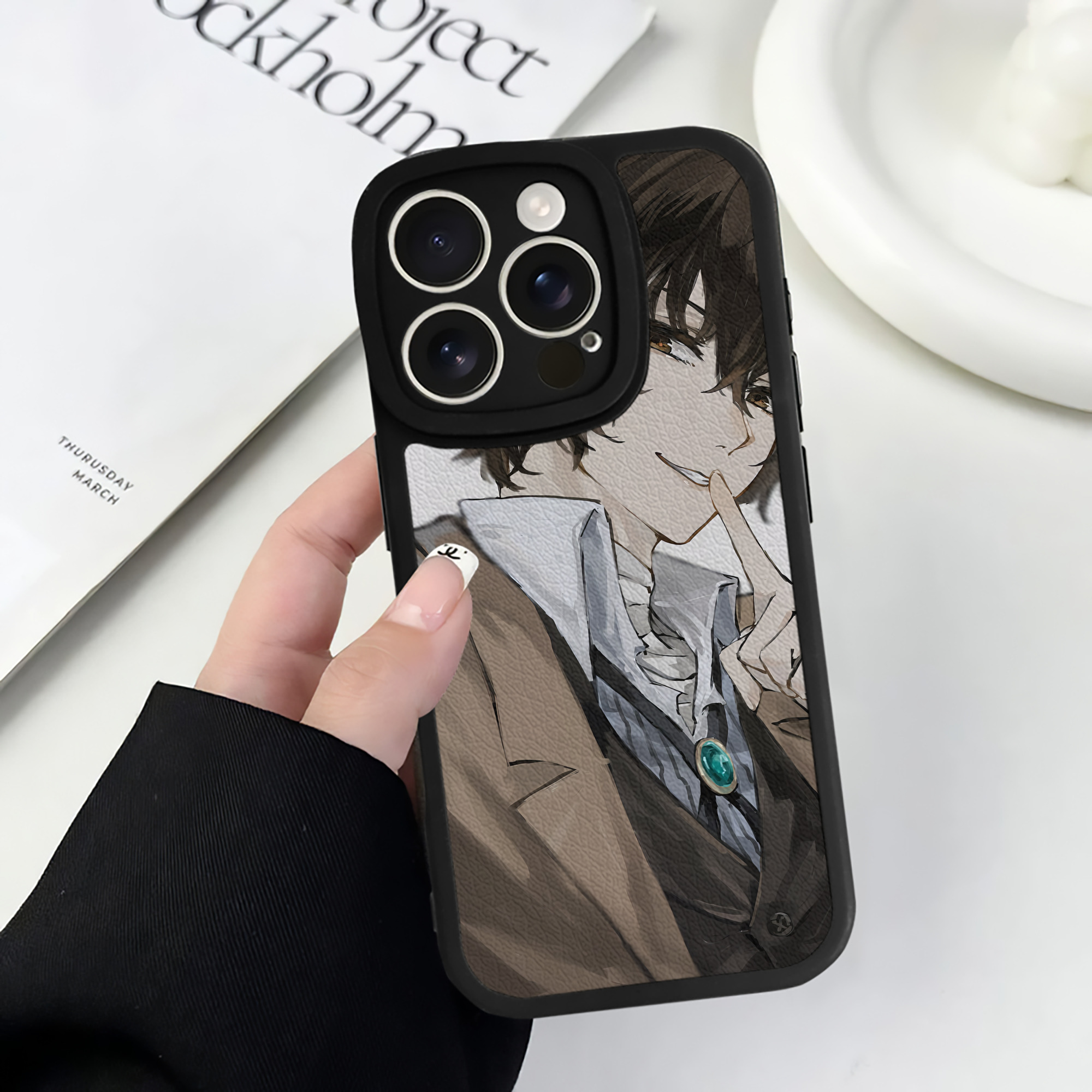 （画像用） 文豪ストレイドッグス Bungo Stray Dogs 【iPhone 16シリーズ対応】シリコンスマホケース（レザー調） 材質：シリコン